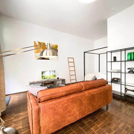 Апартаменты Modernes Loft-apartment Inkl Tiefgarage Im Zentrum Leipzigs *