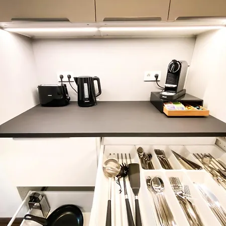 Modernes Loft-apartment Inkl Tiefgarage Im Zentrum Leipzigs