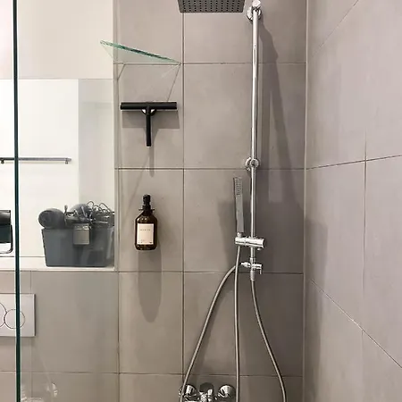 Апартаменты Modernes Loft-apartment Inkl Tiefgarage Im Zentrum Leipzigs *