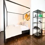 Modernes Loft-apartment Inkl Tiefgarage Im Zentrum Leipzigs *