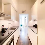 Modernes Loft-apartment Inkl Tiefgarage Im Zentrum Leipzigs Lipsk