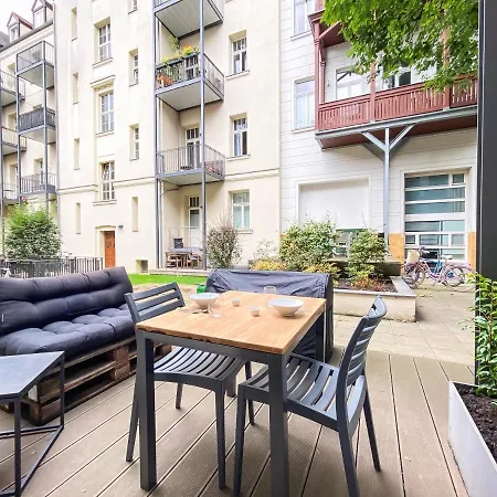 Modernes Loft-apartment Inkl Tiefgarage Im Zentrum Leipzigs * Lipcse