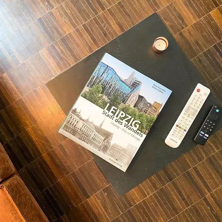 Appartement Modernes Loft-apartment Inkl Tiefgarage Im Zentrum Leipzigs *